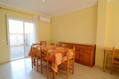 Ferienhaus in LEscala mit Swimmingpool