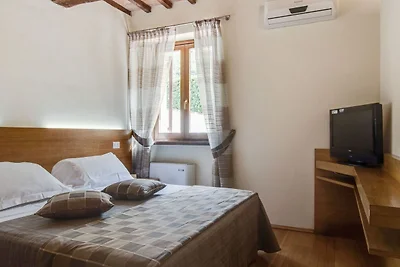 Gustosa casa vacanze a Folignio con giardino