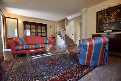 Luxuriöse Villa in Villa Pedergnano (Lombarde...