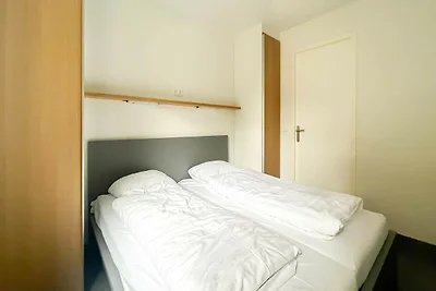 Apartment am Seeufer in Uitgeest für 6...