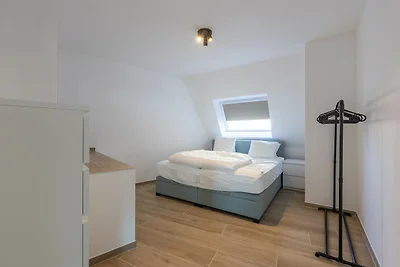 Ruim appartement voor 8 personen vlakbij zee.