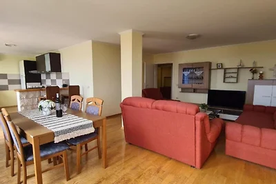 Apartment with Two Bathrooms