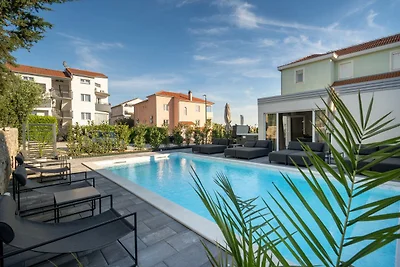 Villa in Pakostane mit privatem Pool