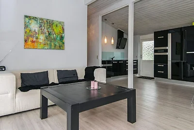Gerestaureerd zomerhuis in Hejlsminde -- By T...