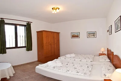 Holiday home with 2 bedrooms