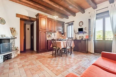 Vivace cottage a Bomba vicino al lago
