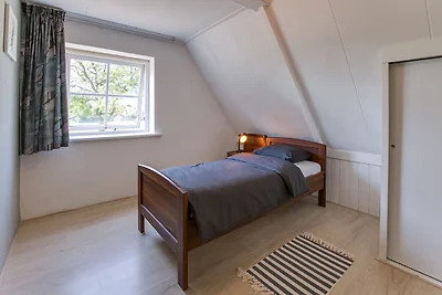 Vakantiehuis in Langezwaag met terras