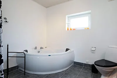 8 Personen Ferienhaus in Væggerløse