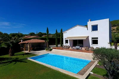 Ferienhaus mit privatem Pool