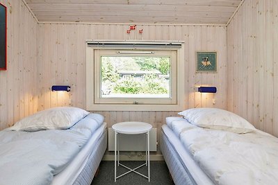 Bezauberndes Ferienhaus mit Sauna in Martofte