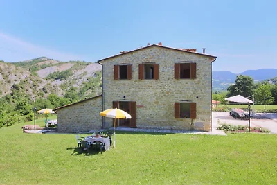 Villa ad Apecchio mit Garten