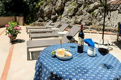 Villa in Ravello mit Zitronenhain