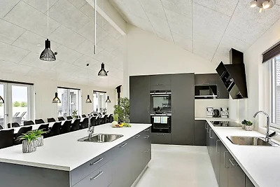 30 Personen Ferienhaus in Bogense