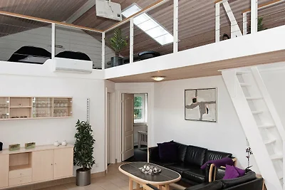 12 Personen Ferienhaus in Egå-By Traum