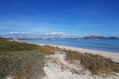 Porta sulla spiaggia di Playa de Muro