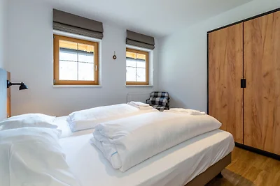 Luxuriöses Chalet in Obertraun mit Pool