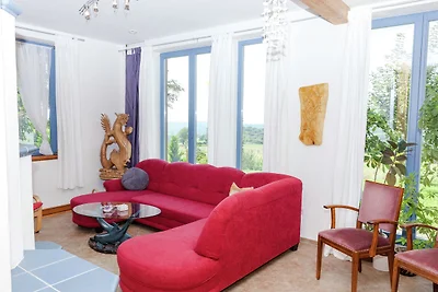 Herrschaftliche Villa mit Garten