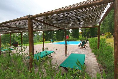 Idyllisches Cottage mit Pool in Anghiari