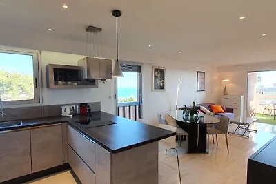 Apartment mit Meerblick mit Gemeinschaftspool
