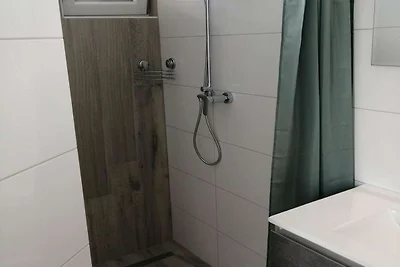 Seaside Apartments Sanda - One Bedroom Apartm...