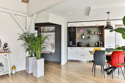 Villa im Grünen mit Whirlpool