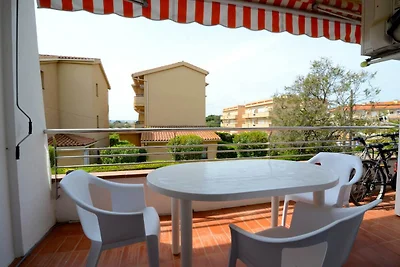 Appartamento con vasca da bagno a Estartit