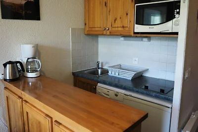 Monolocale luminoso · Accesso diretto alle pi...