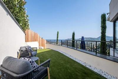 Huis in Mandelieu met uitzicht op verwarmd...