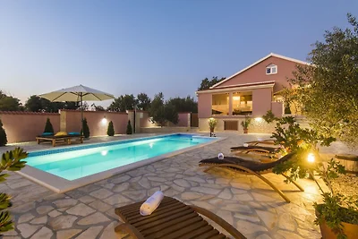 Fraaie vakantiewoning in Dalmatië met...