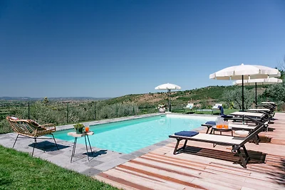 Luxuriöse Villa in Cortona mit Sprudelbad