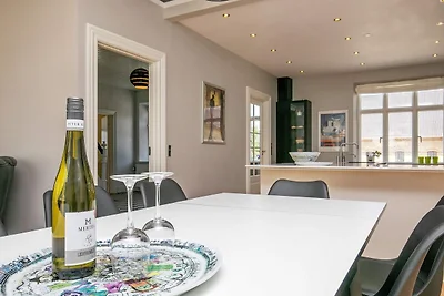 12 Personen Ferienhaus in Nyborg