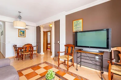 Wunderschöne Wohnung in Nerja mit Balkon
