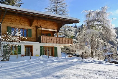 Hütte in Lenk mit Schwimmbecken