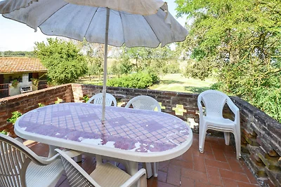 Agriturismo accogliente con piscina