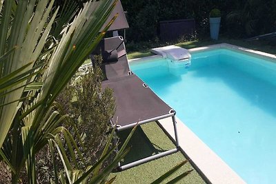 Schöne Villa in Morières-lès-Avignon mit Pool