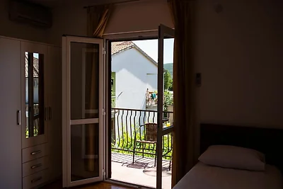 Apartment Zora in Seline am Meer, Kiesstrand