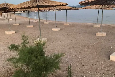 Apartment Belu - Two Bedroom Apartment With S...