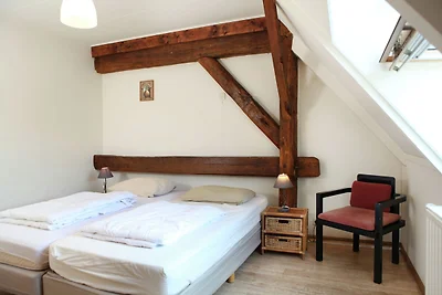 Teil eines Bauernhauses mit privater Terrasse