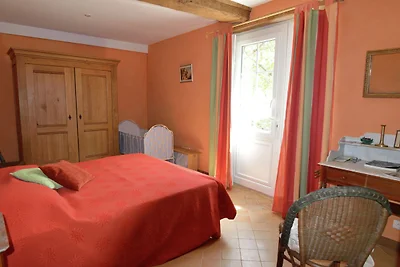 Piacevole casa vacanze con giardino