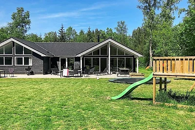 20 Personen Ferienhaus in Frederiksværk