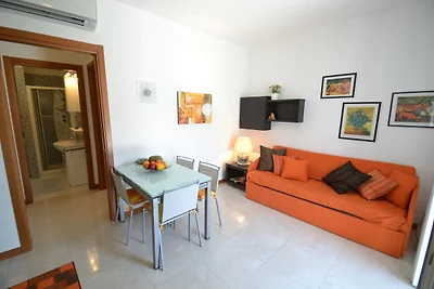 Wohnung Finale Ligure nahe Ondina Strand