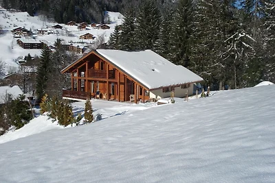 Chalet soleggiato con vasca idromassaggio