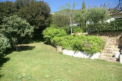 Geräumige Villa in Alata mit eigenem Garten u...