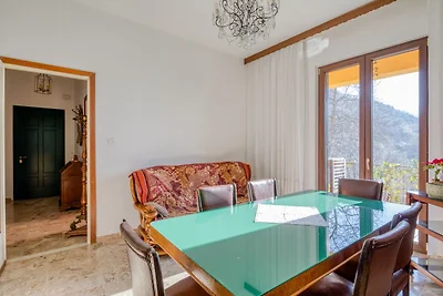 Caratteristica casa vacanze a Erli con...