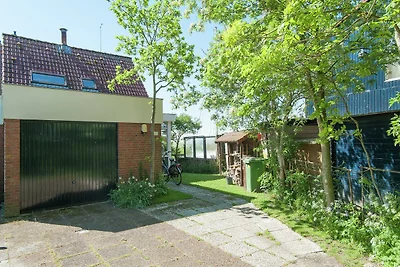 Ferienhaus in Warns mit privater Terrasse