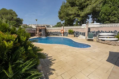 Ferienhaus in El Vendrell mit Pool