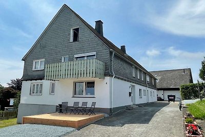 Ferienhaus in Winterberg-Neuastenberg gegenüb...