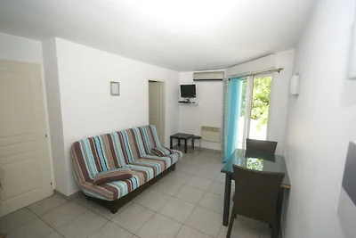 Spaziosa casa vacanze con piscina