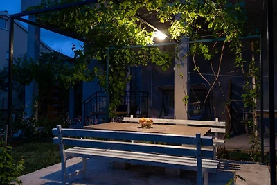 Tranquil and Stylish Apartment Kastel Novi - ...