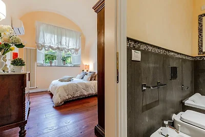 Geräumiges Apartment mit privatem Garten